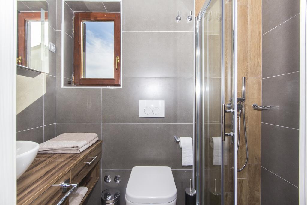 Alison Apartments Премантура Екстериор снимка